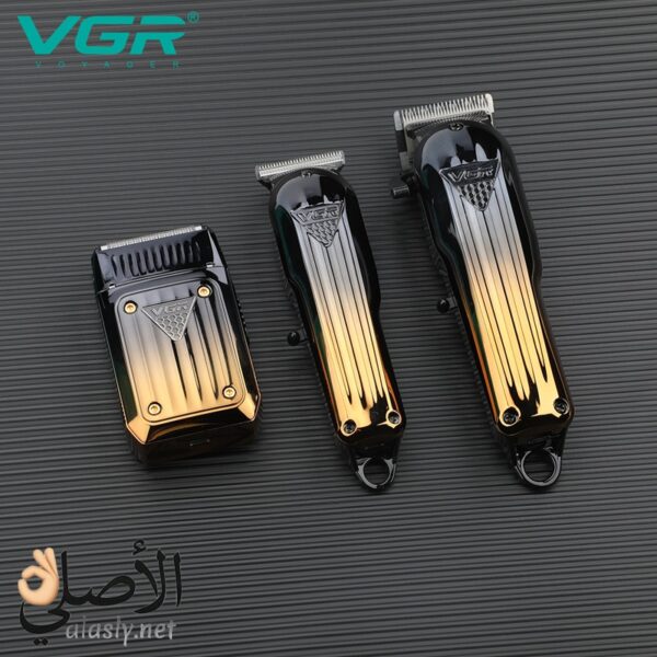 ماكينة حلاقة VGR V-644 احترافية 3×1 للرجال بشاشة LED وشحن USB-C
